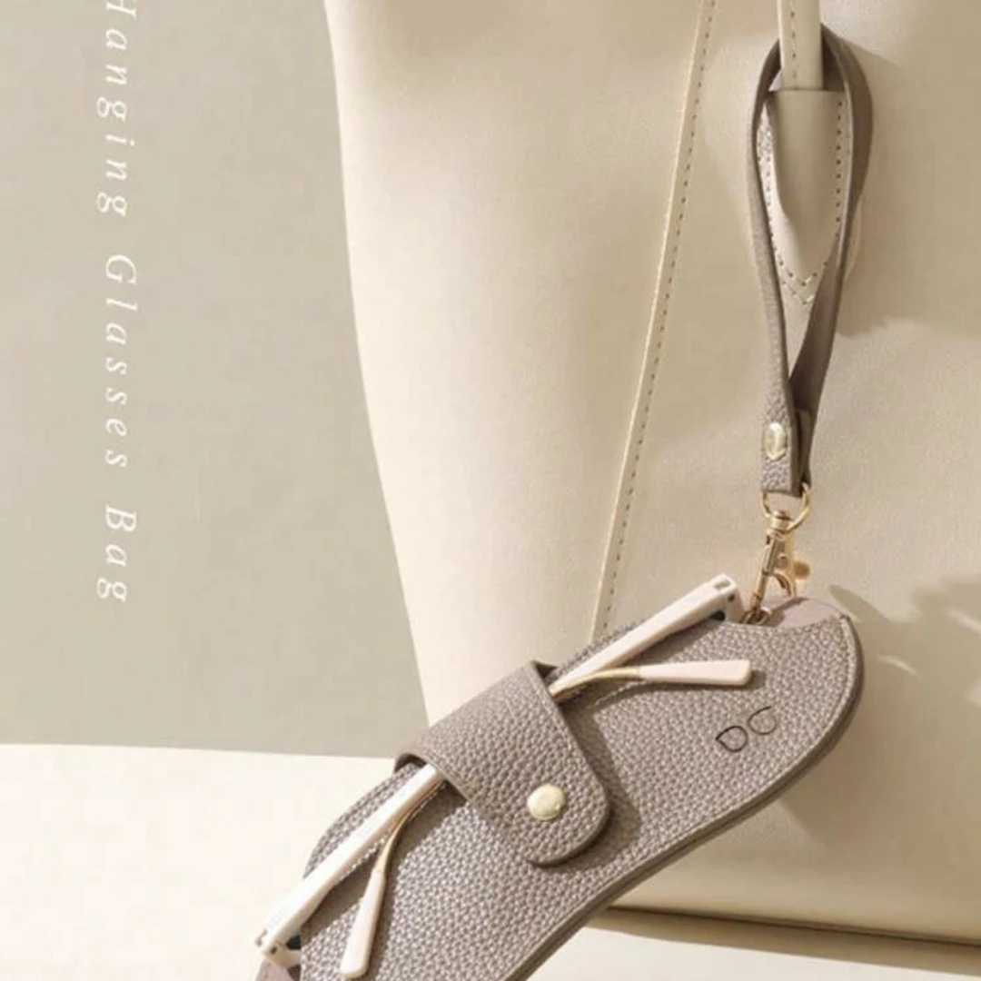 GLASSES / LIPSTICK STORAGE