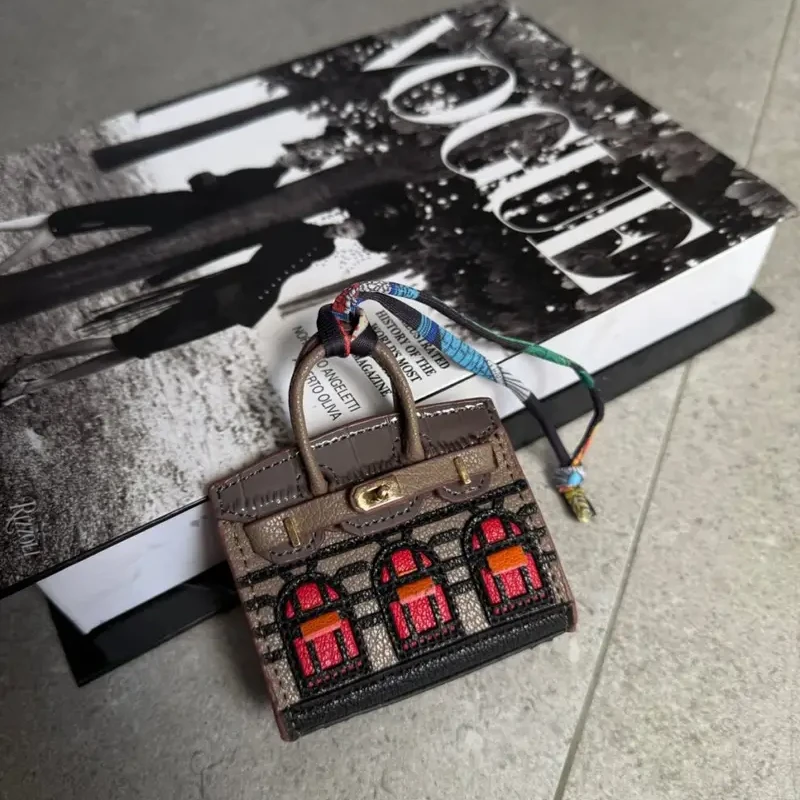 PETITE MAISON BAG BROWN