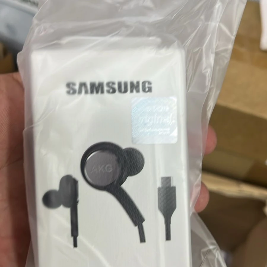 earphone