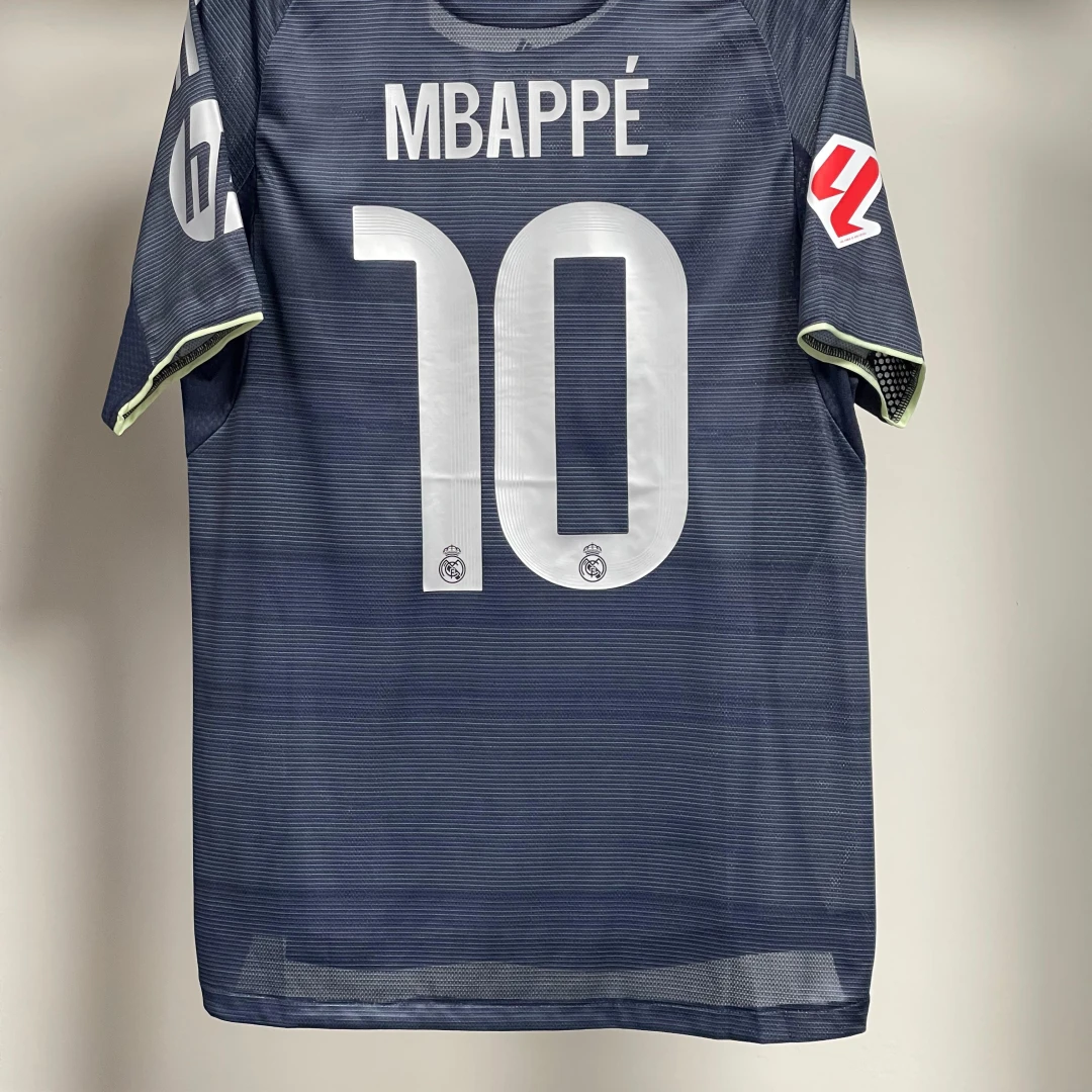 Real Madrid Away 25/26 Player ( MBAPPÉ )