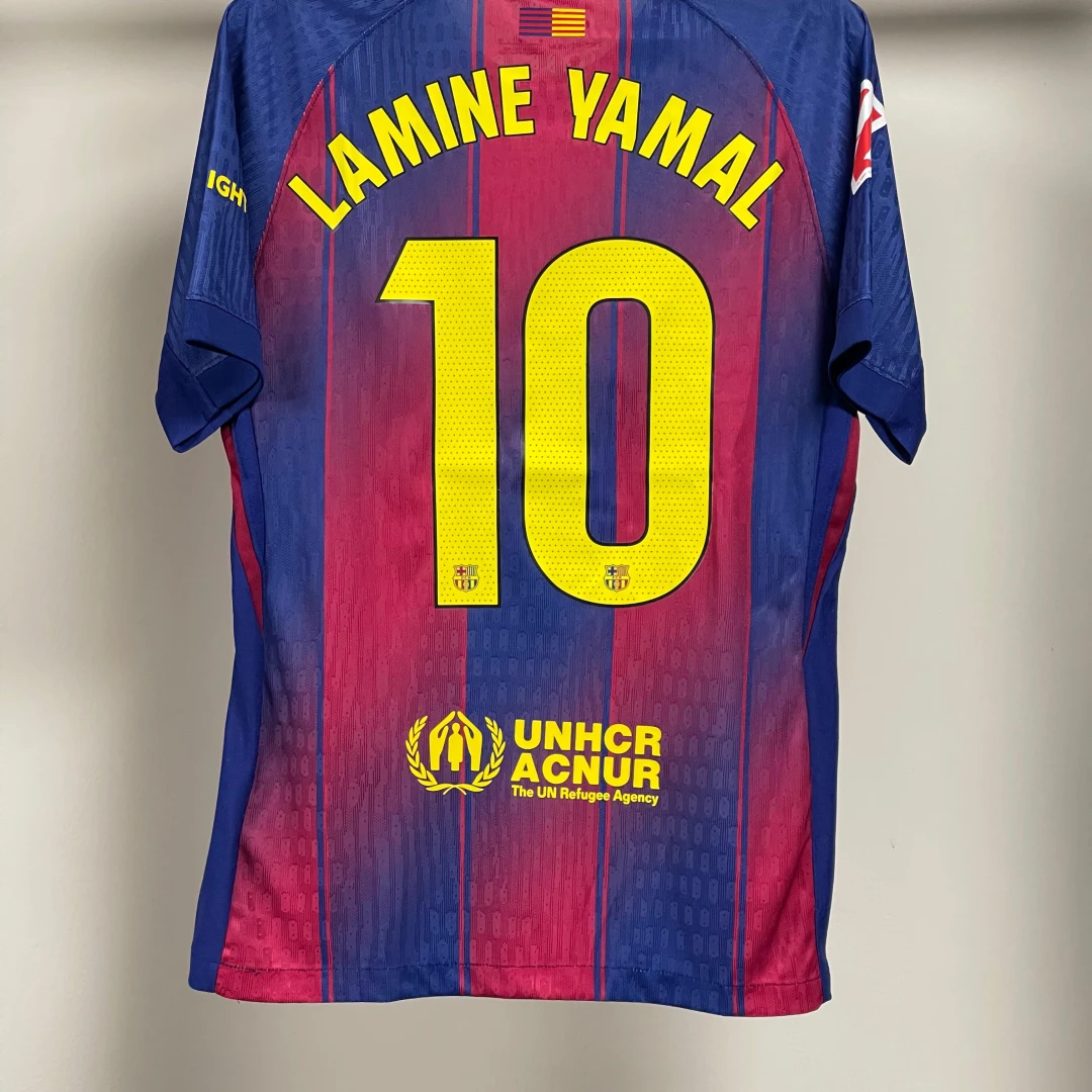 Barcelona Home 25/26 Player ( Yamal )