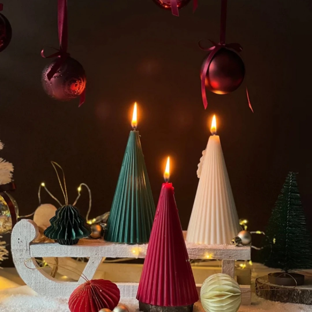 TRIO CONE CHRISTMAS TREE