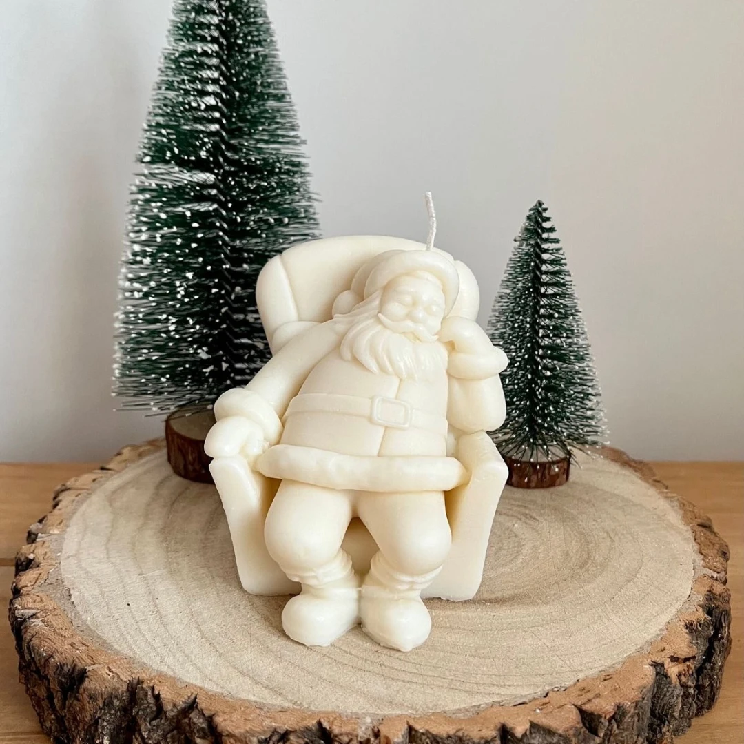 SLEPPING SANTA CLAUS CANDLE