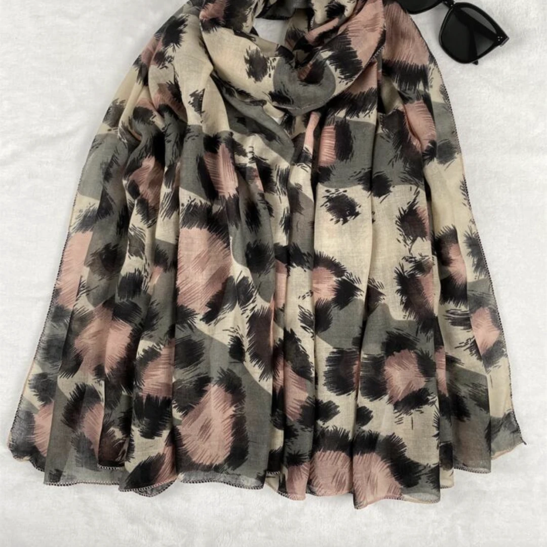 Leopard Green Nudes And Pink Scarf