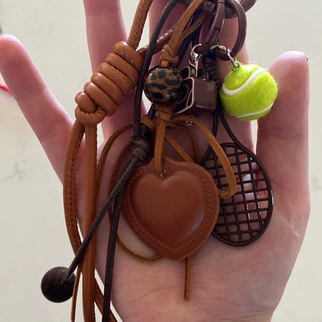 Leather Heart Tenis Racket - 1