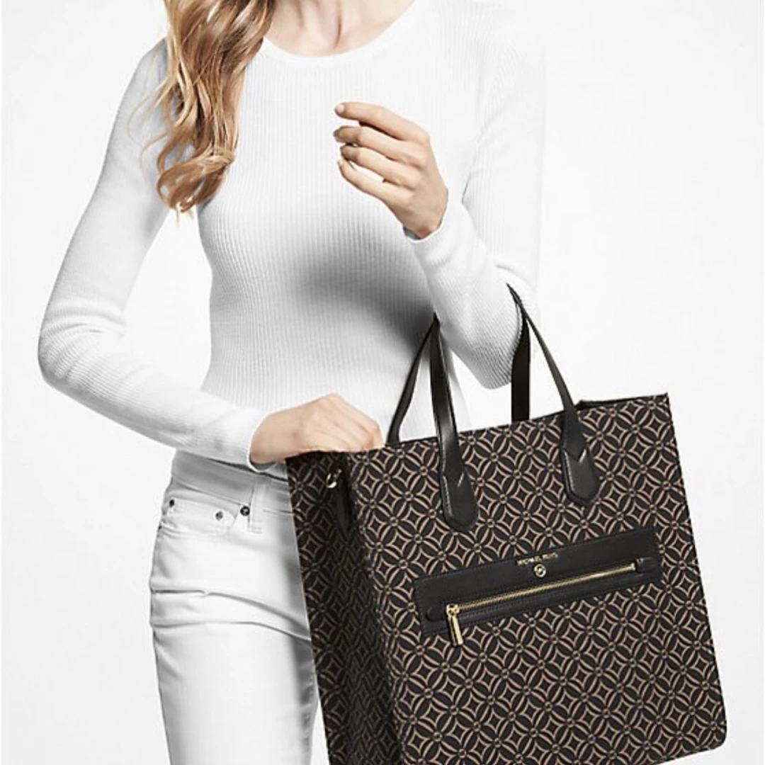 MICHAEL KORS Kempner Large Logo Jacquard Tote Bag - 1