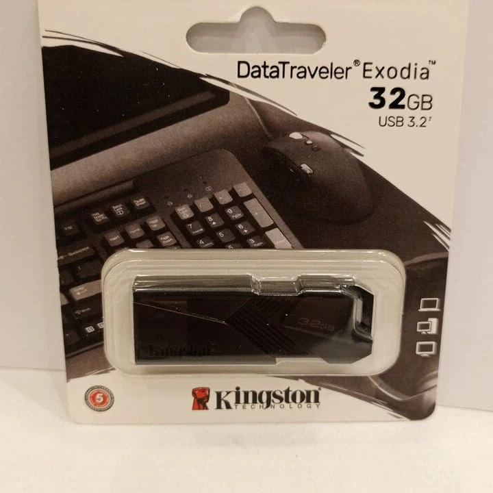 Kingston (DTX0N/32 GB) 32Gb DataTraveler Exodia Onyx USB 3.2 Gen 1 - Black