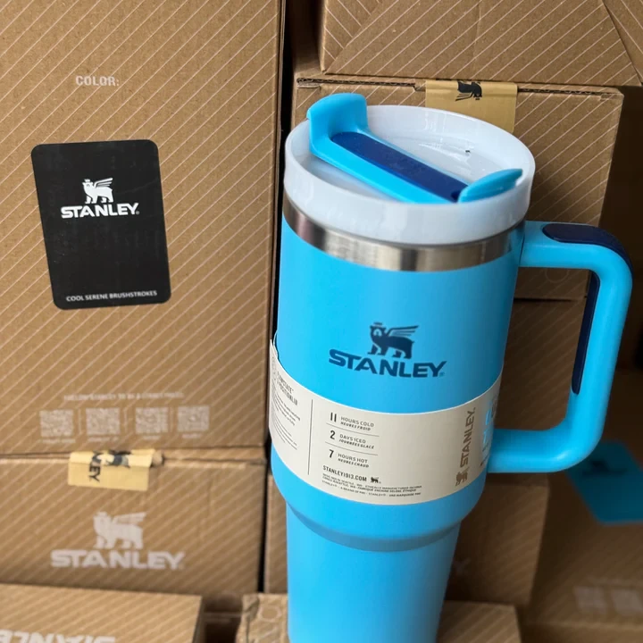 The Quencher H2.0 Flowstate™ Tumbler Stanley Cup - 3