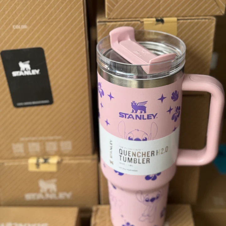 The Quencher H2.0 Flowstate™ Tumbler Stanley Cup - 18