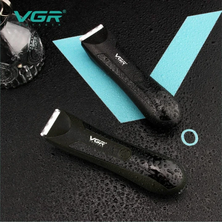 VGR V951 Rechargeable Portable Head & Body Shaver - 7