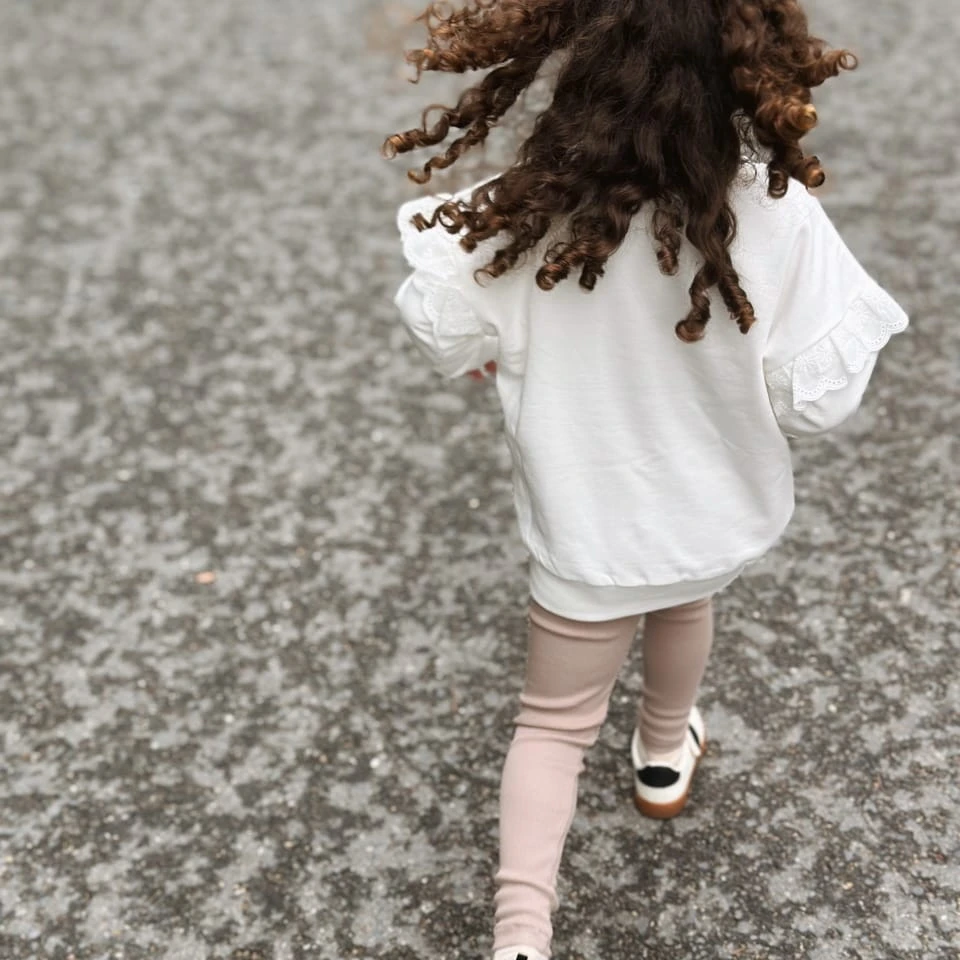 Sweatshirt & Bottom Frill Set - 5