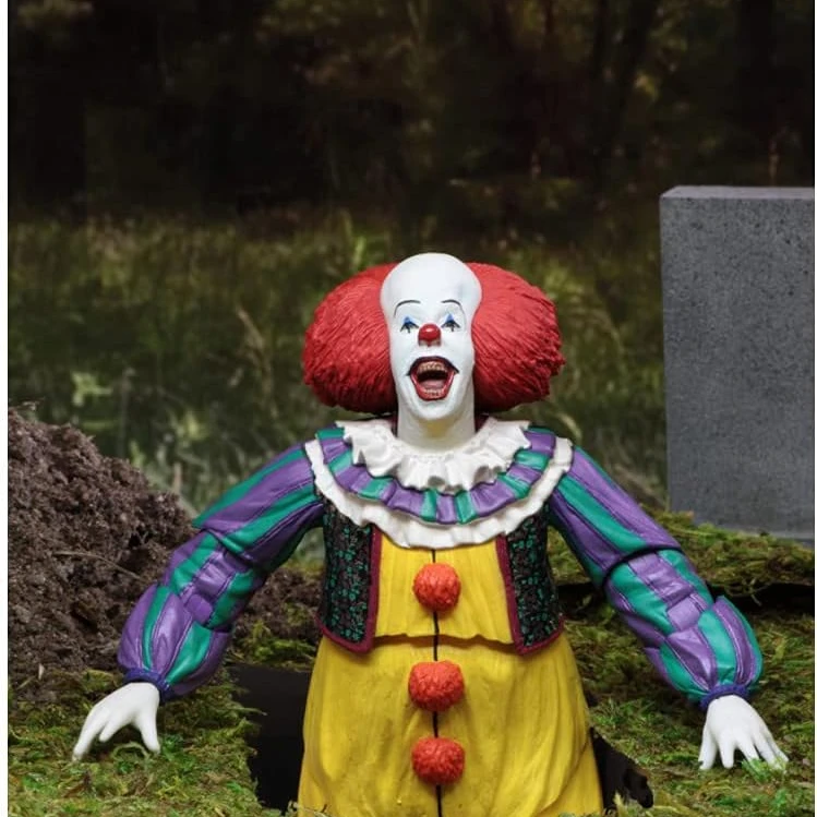 NECA IT (1990) – Pennywise Ultimate 7″ Scale Action Figure - 6