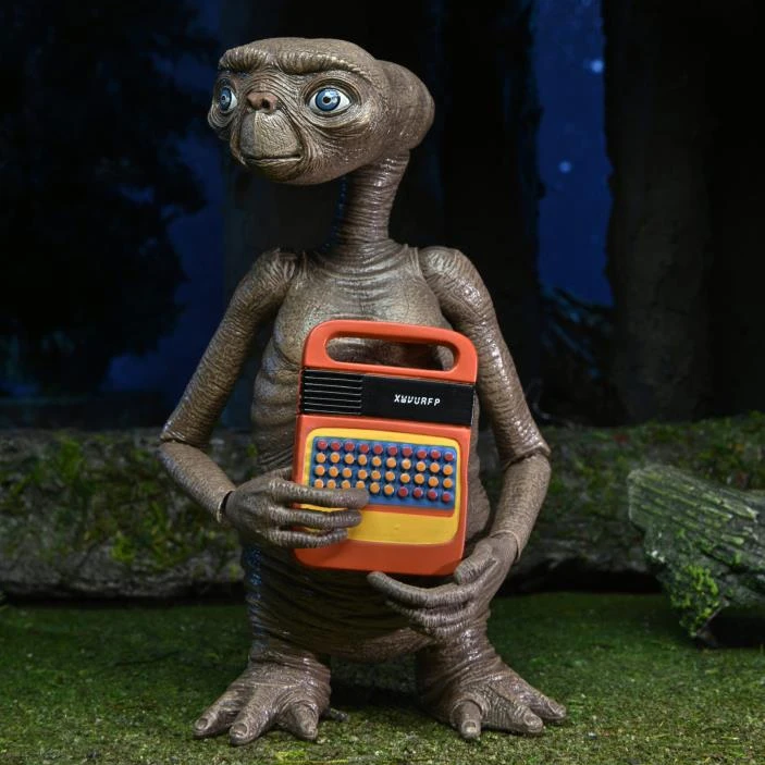 E.T. 40th Anniversary Ultimate E.T. Figure By Neca - 4