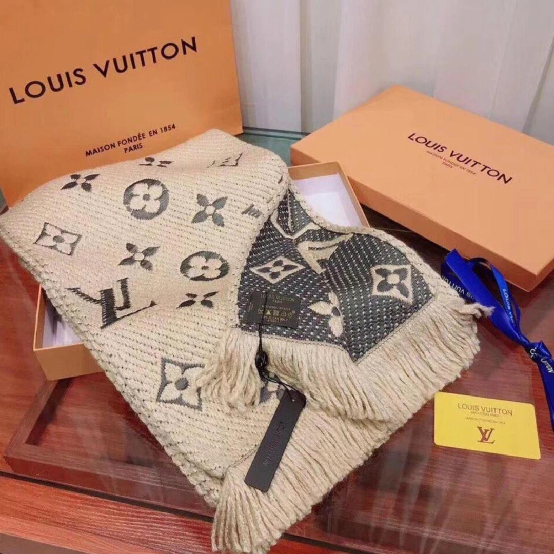 Scarf Luis Vuitton