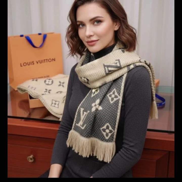 Scarf Luis Vuitton - 2