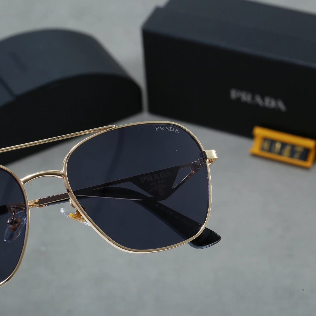Prada Sunglasses 2026 - 4