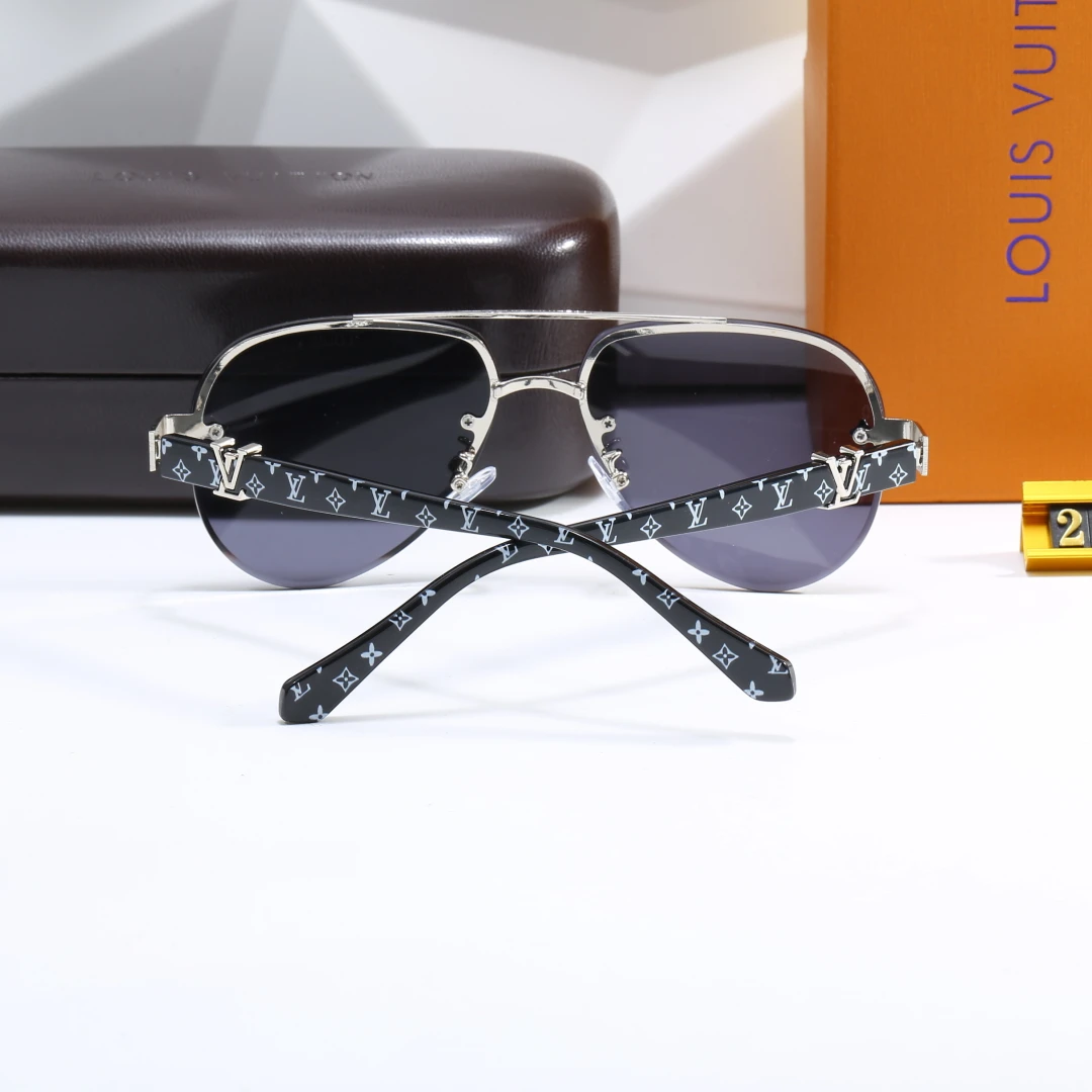 LOUIS VUITTON 2025 - 4