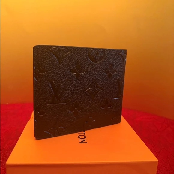Louis vuitton brown