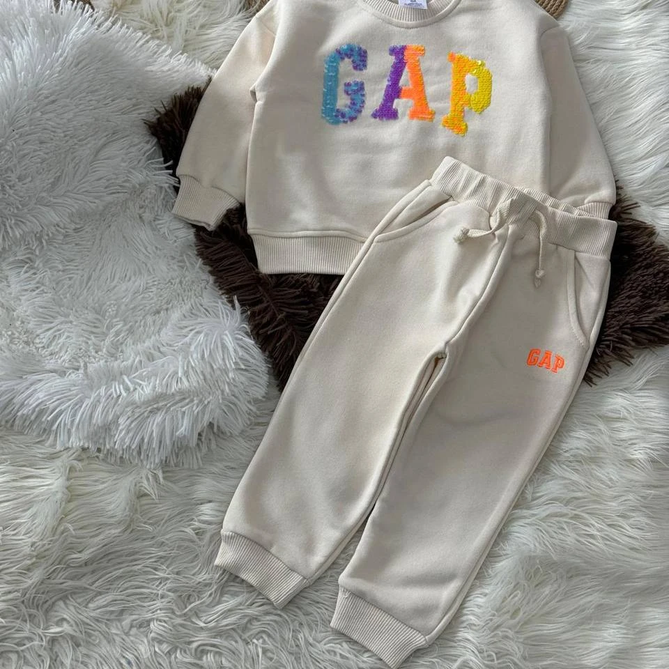 Gap girls tracksuit
