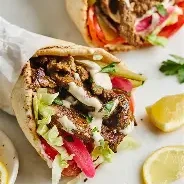 beef shawarma (extra toum)