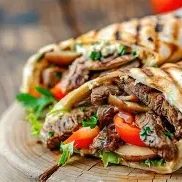 Sandwich Shawarma لحمة (extra Toum)