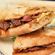 Bb Mayo Steak Baguete  (black Box)