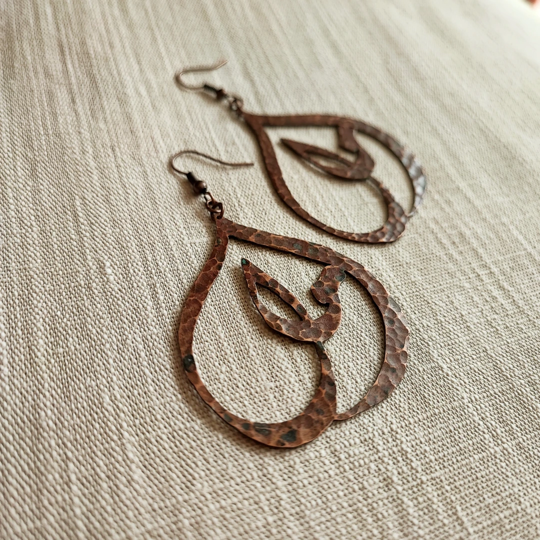 "Hope" Rustic Copper Arabic Earrings - 3