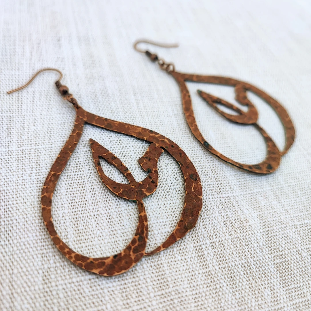 "Hope" Rustic Copper Arabic Earrings - 4