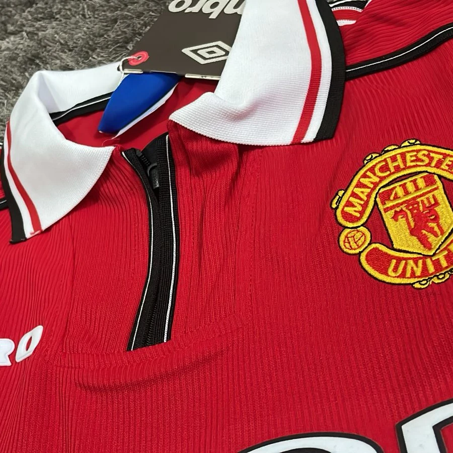 Manchester United Home 98-99 - 6