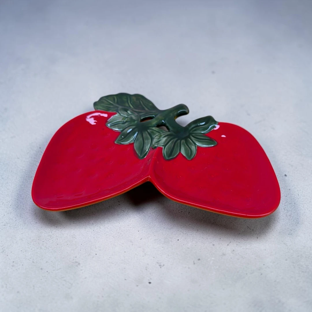 Strawberry Plate
