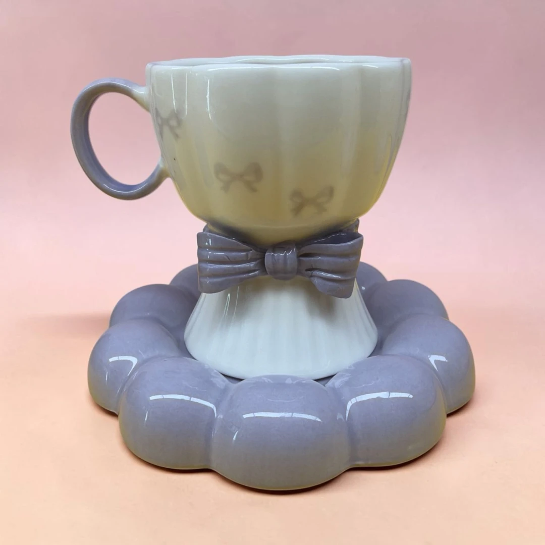 Ribbon Cup With Saucer - 3