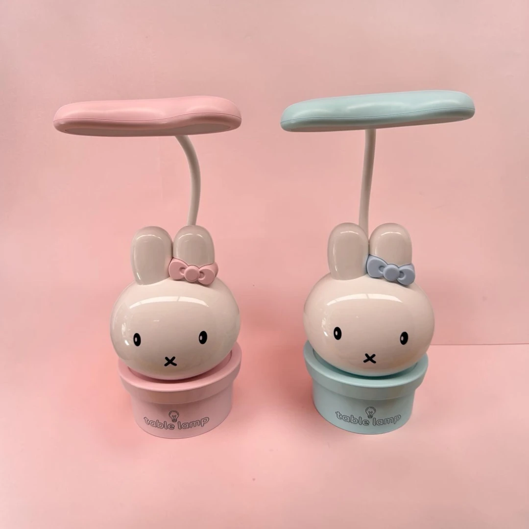 Hello Kitty Table Lamp