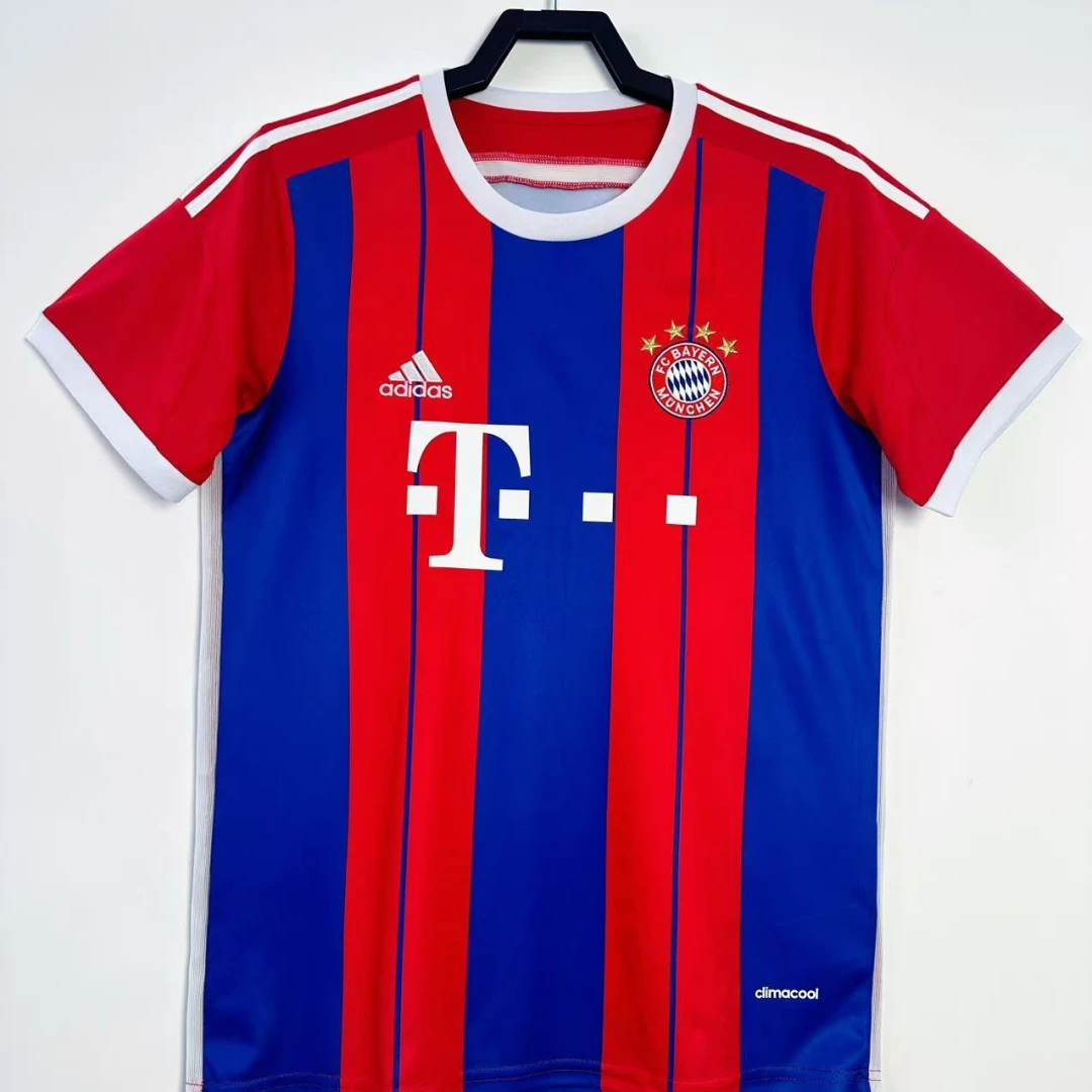 Bayern Home 14-15