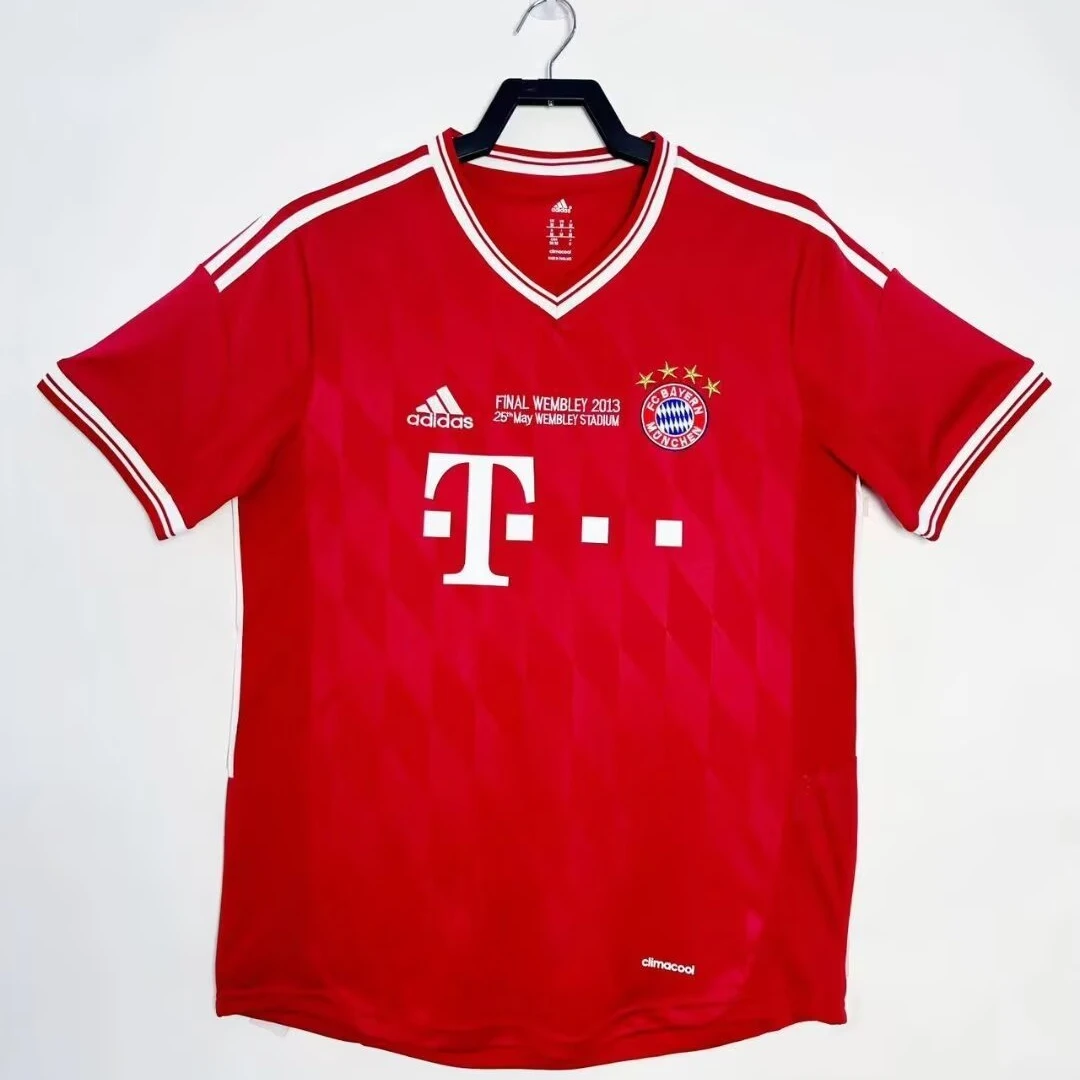 Bayern Home 13-14