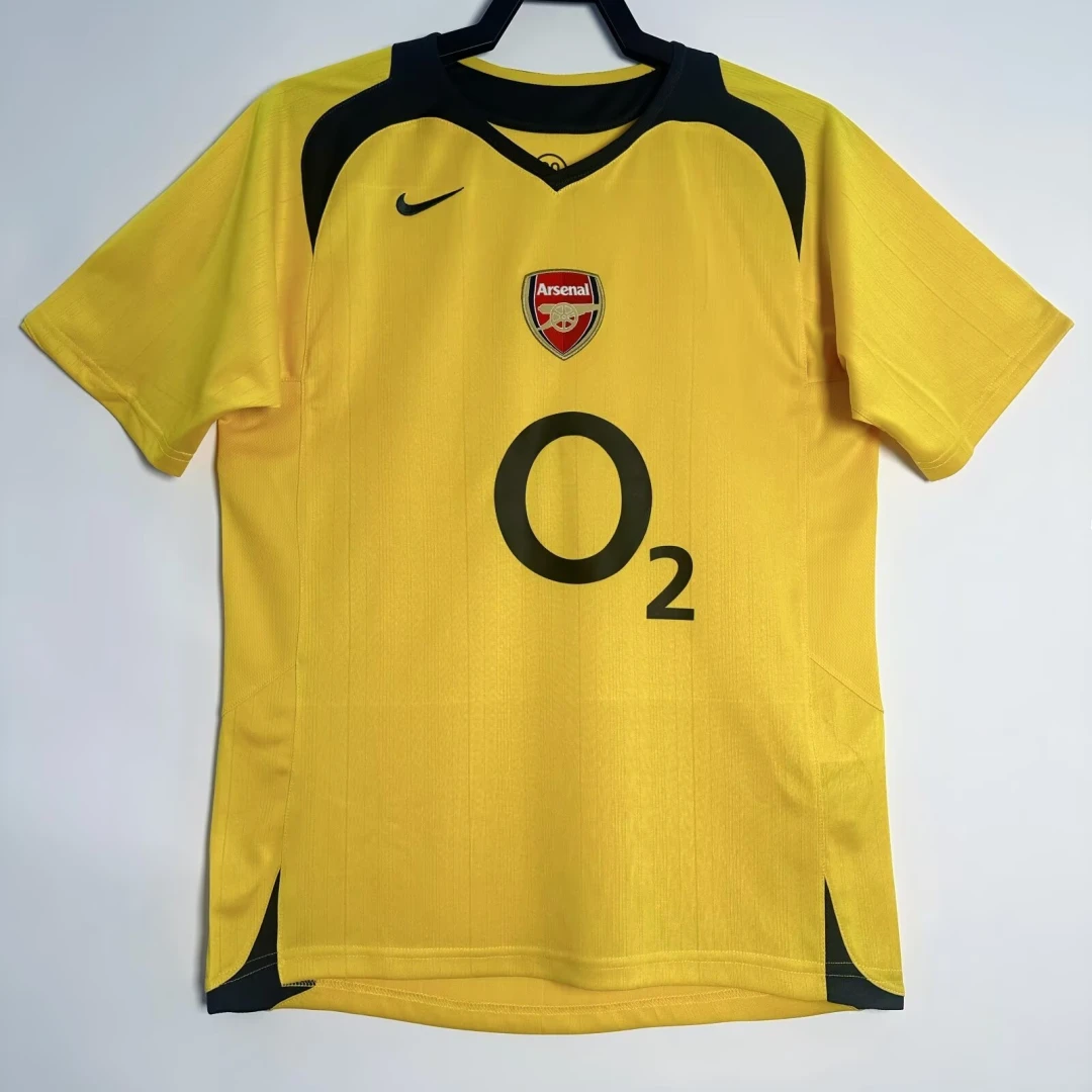Arsenal Away 05-06