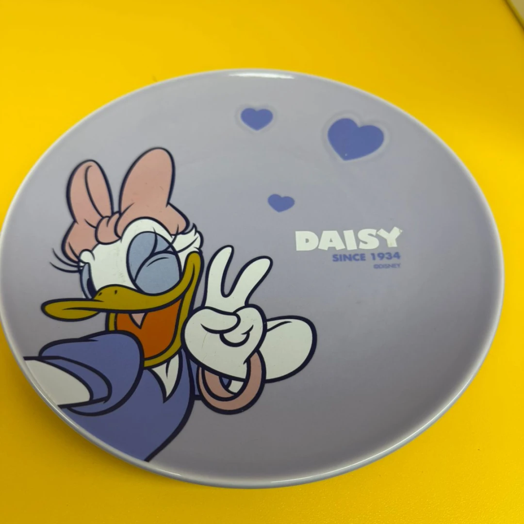 Disney Ceramic Plates ( Donald Daisy Minnie ) - 2