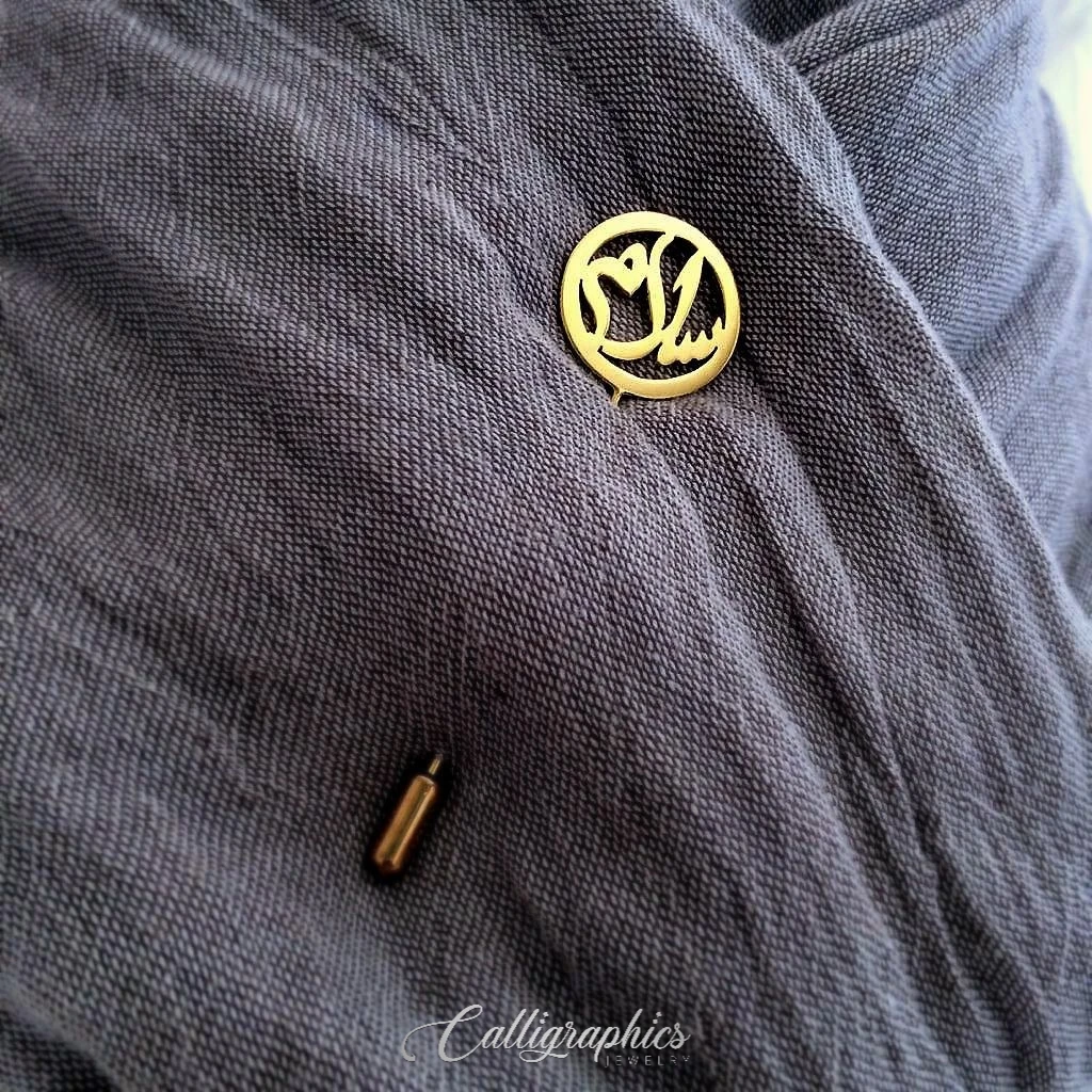 Single Name Lapel Pin | Arabic Calligraphy Nameplate Pin | Personalized Arabic Name Lapel Pin
