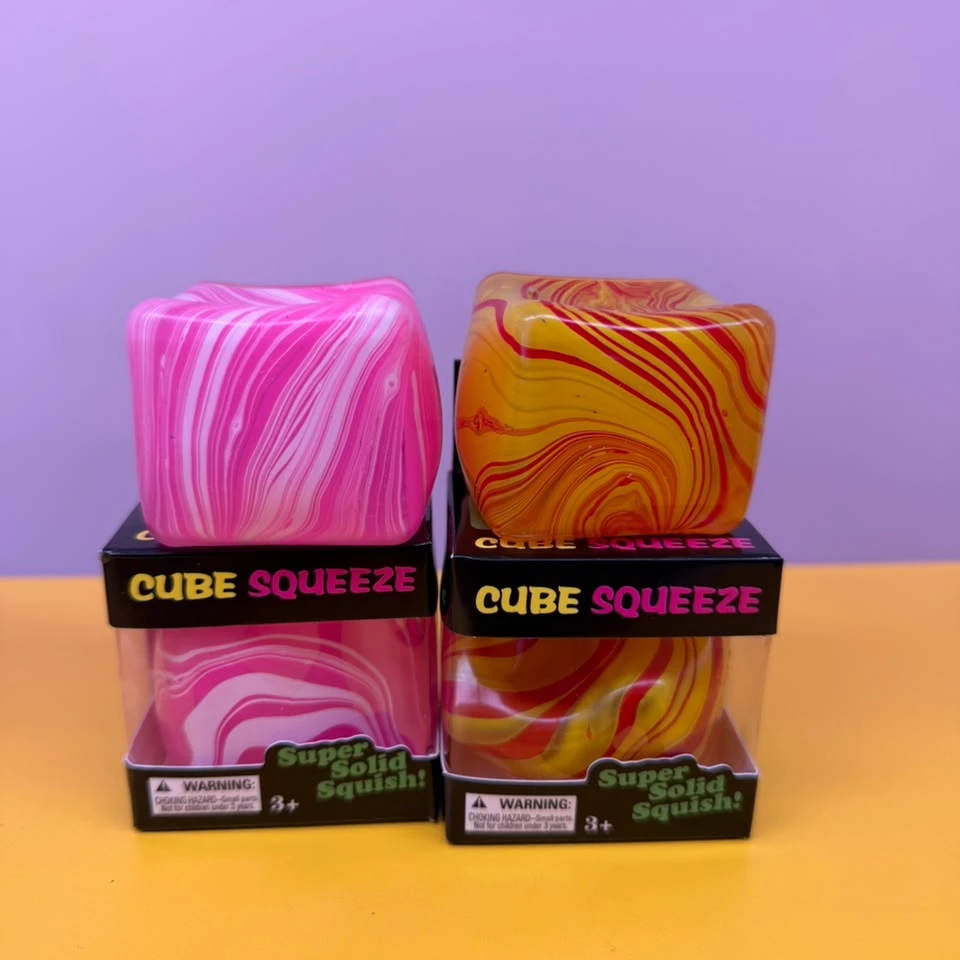 Wavy Cube Squeeze
