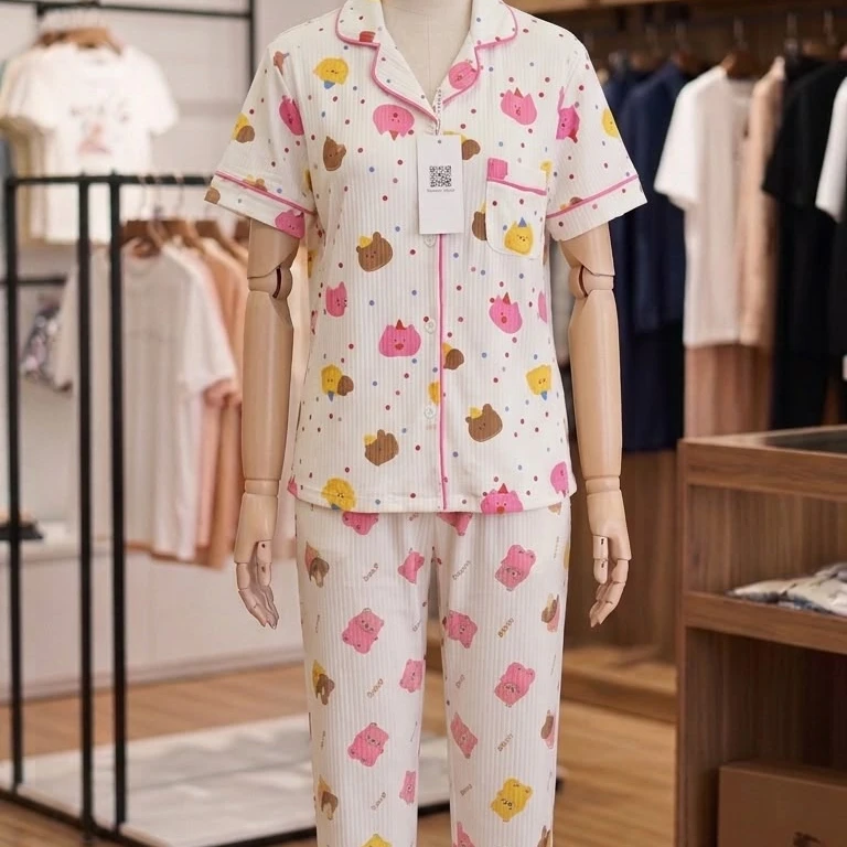 Pijama Set With Slippers
