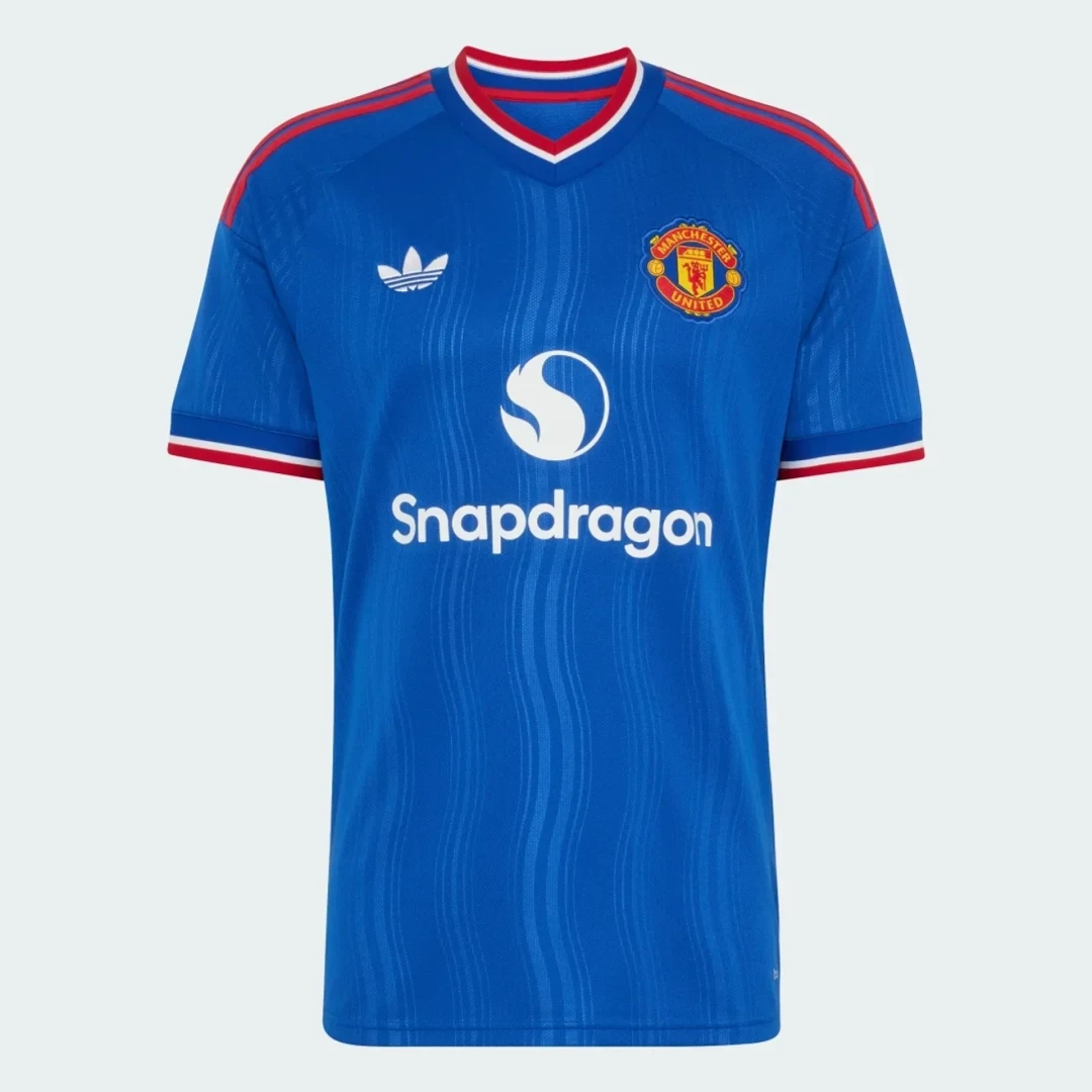 Manchester United Away 26-27
