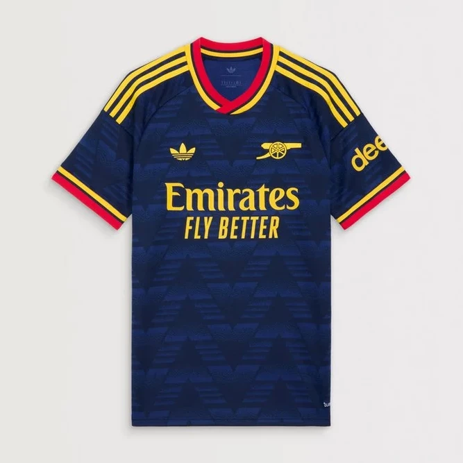 Arsenal Away 26-27