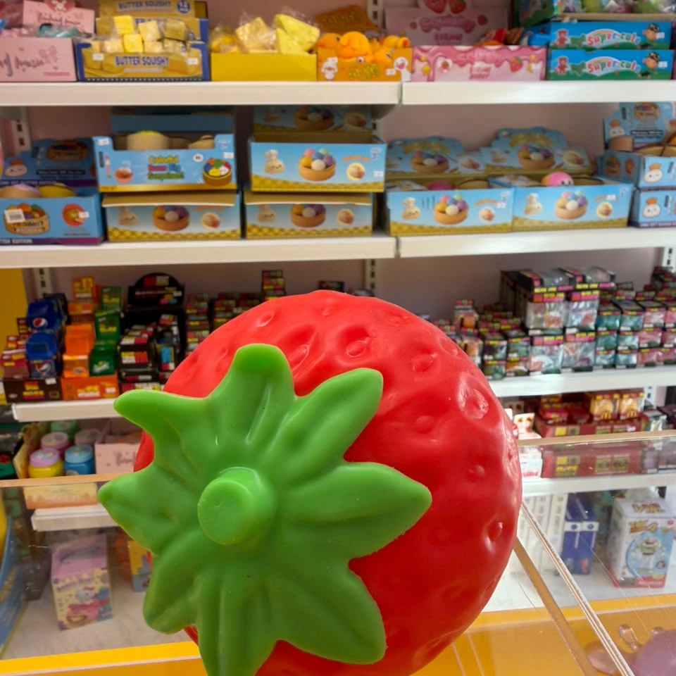 Mega Strawberry Squishy - 2