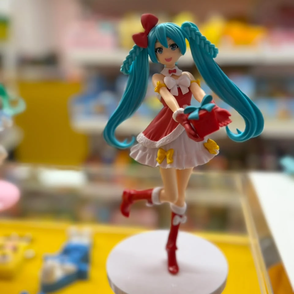 Hatsune Miku Christmas Version Figure