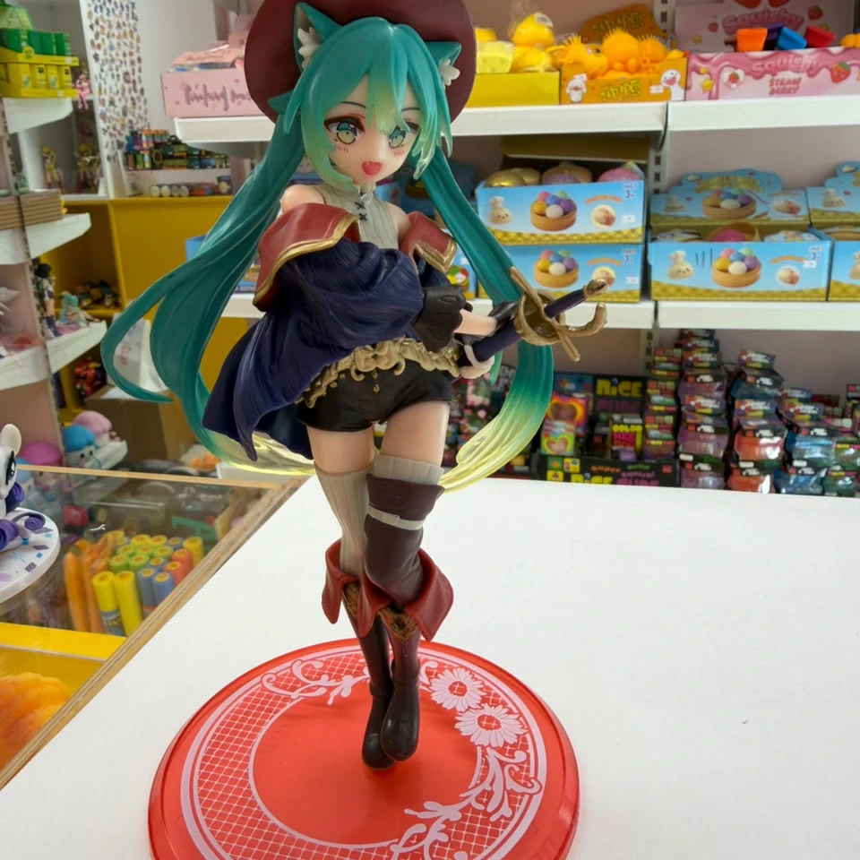 Hatsune Miku Wonderland Figure As Puss In Boots