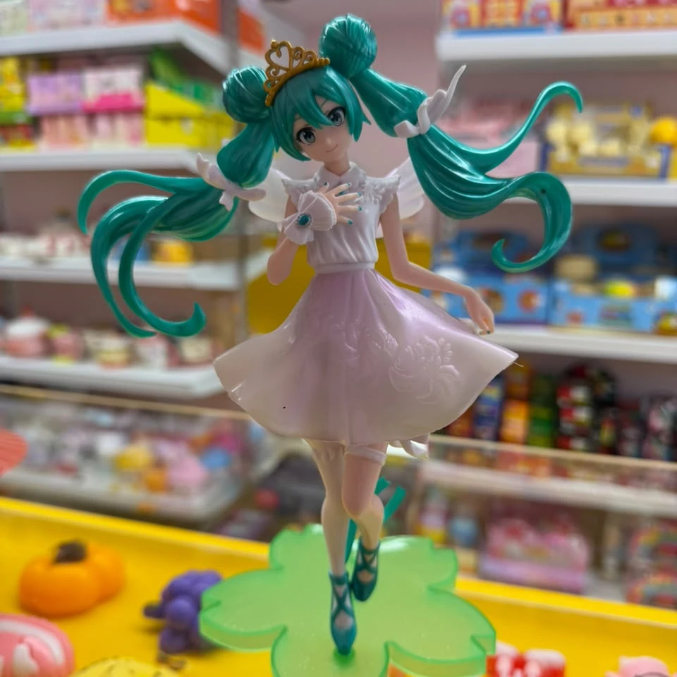 Hatsune Miku 15th Anniversary KEI Version Action Figure
