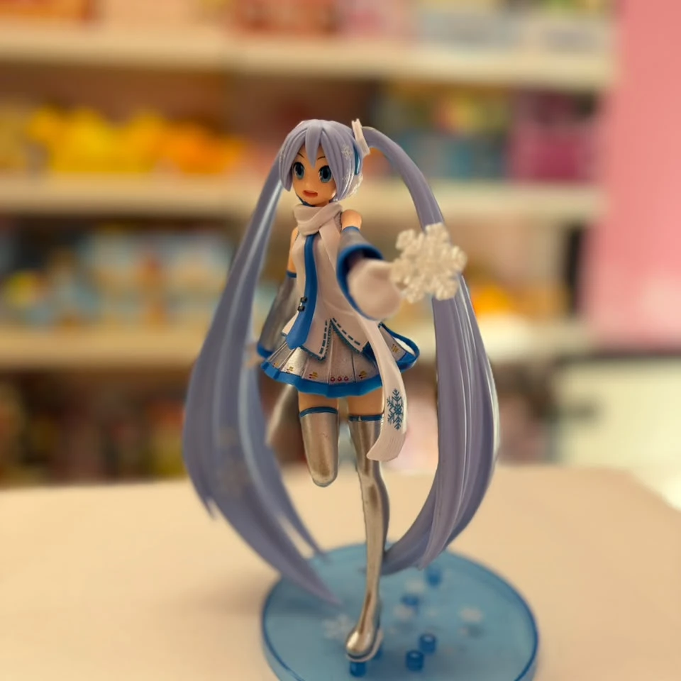 Hatsune Miku Snow Miku Skytown Version Action Figure