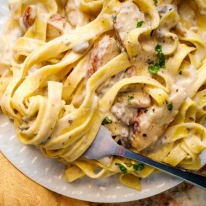 Chicken fettuccine Alfredo