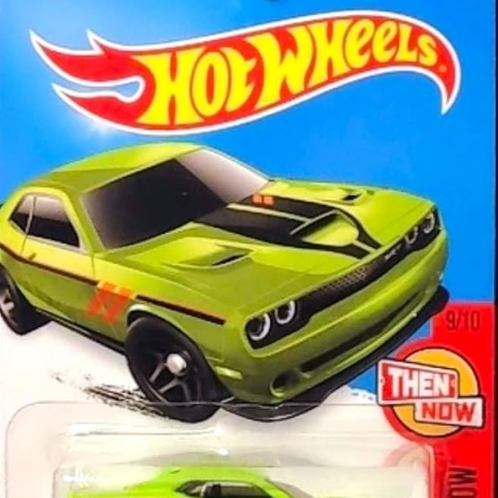 hot wheels 15 dodge challenger srt