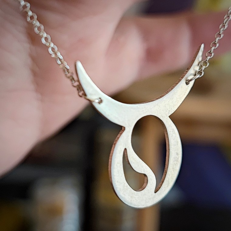 Bull's Horns Taurus Paisley 925 Silver Necklace