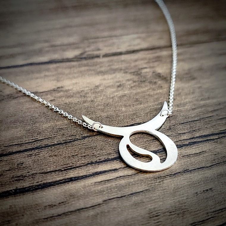 Bull's Horns Taurus Paisley 925 Silver Necklace - 1